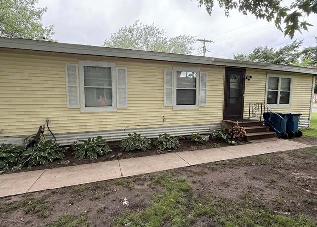 Property at 291 Apple Ln, Lino Lakes, MN 55014, 3 beds, 2 baths