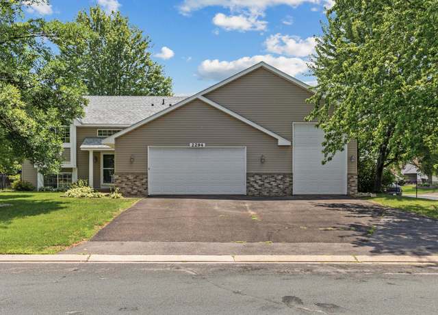 Property at 2294 Mathias Rd, Shakopee, MN 55379, 3 beds, 2 baths