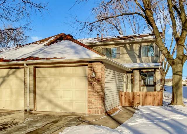 Property at 192 Bridlewood Dr, Saint Paul, MN 55119, 3 beds, 2 baths