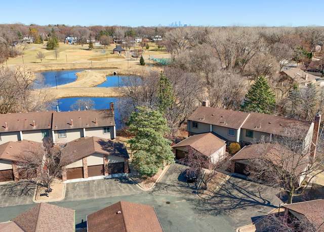 Property at 2426 Mendelssohn Ln N #8, Golden Valley, MN 55427, 2 beds, 3 baths