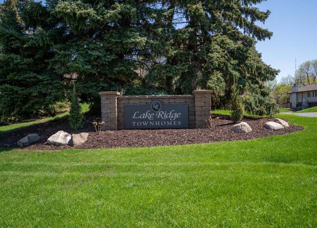 Property at 4530 Bridge Ct, Shoreview, MN 55126, 3 beds, 2 baths