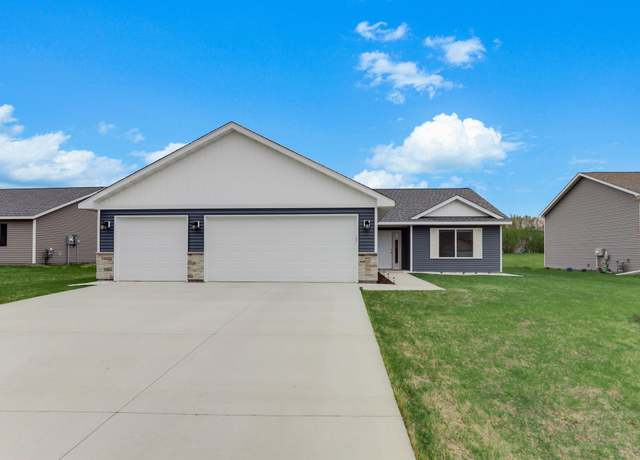 Property at 200 7th St, Green Isle, MN 55338, 3 beds, 2 baths