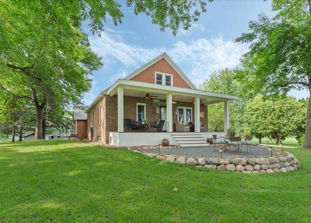 Property at 12586 220th St, Silver Lake, MN 55381, 4 beds, 3 baths