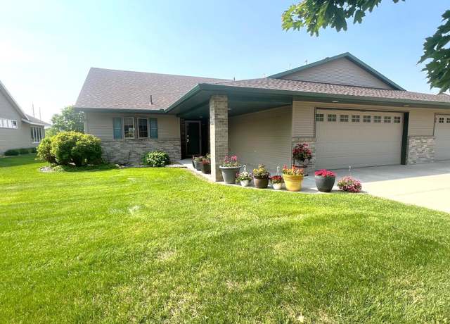 Property at 1209 23rd St SE, Willmar, MN 56201, 2 beds, 2 baths