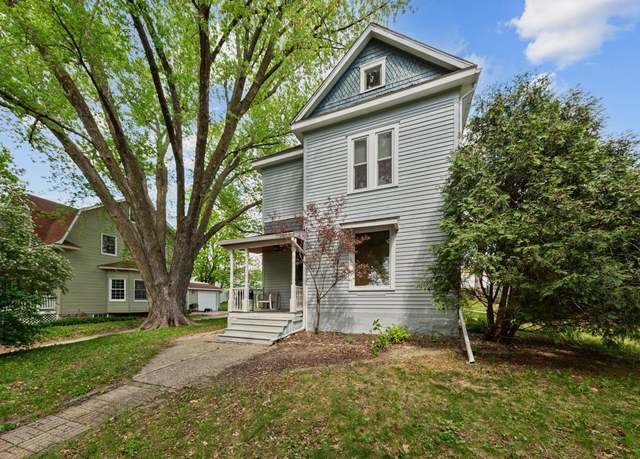 Property at 819 S Cedar Ave, Owatonna, MN 55060, 4 beds, 2 baths