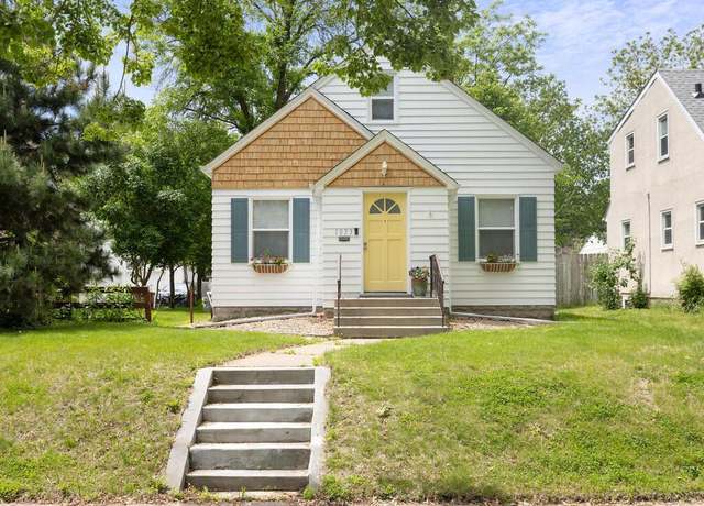 Property at 1033 Hall Ave, West Saint Paul, MN 55118, 3 beds, 3 baths