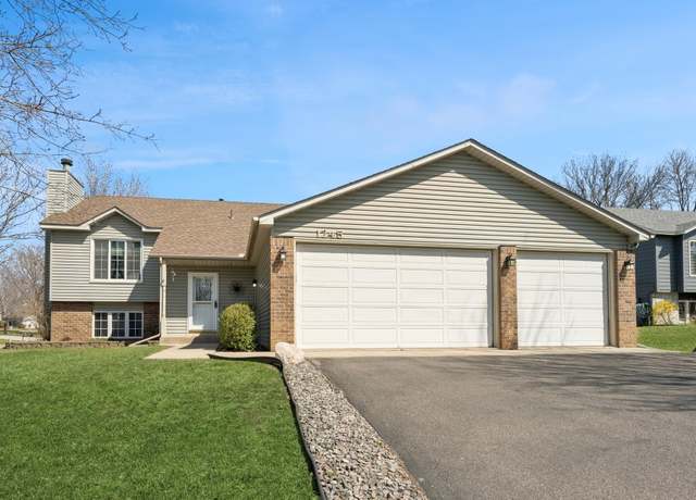 Property at 1245 Granite Ave N, Oakdale, MN 55128, 4 beds, 2 baths
