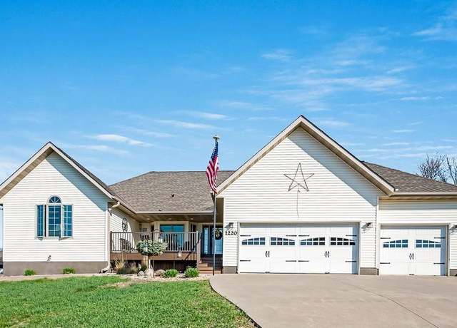 Property at 1220 June Ct, Windom, MN 56101, 4 beds, 3 baths