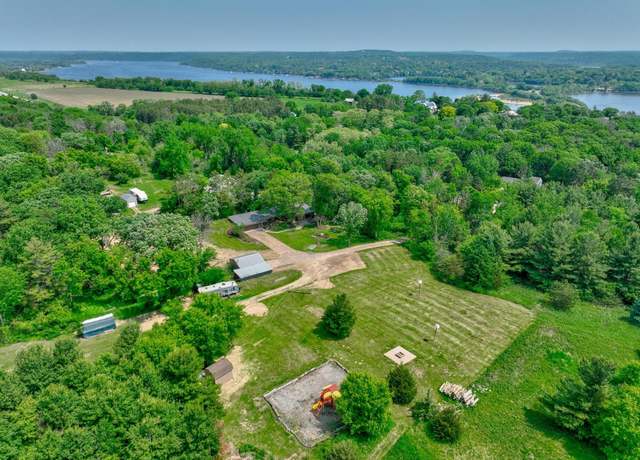 Property at 1970 Saint Croix Trl N, West Lakeland Twp, MN 55082, 3 beds, 2 baths
