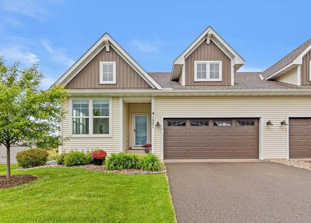 Property at 1521 Southpoint Dr, Hudson, WI 54016, 3 beds, 3 baths