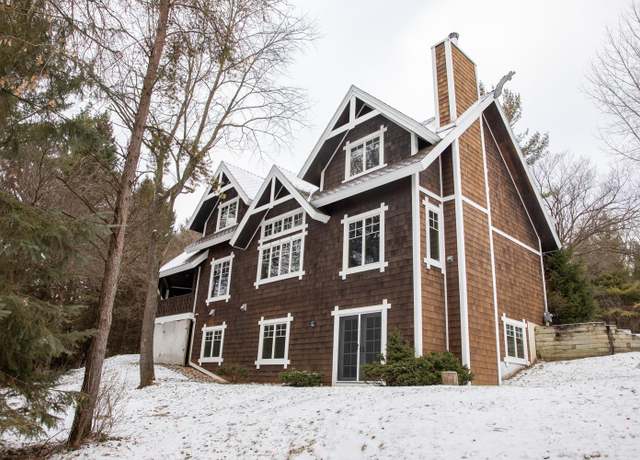 Property at 1312 Crescent Ridge Rd NW, Rochester, MN 55901, 5 beds, 4 baths