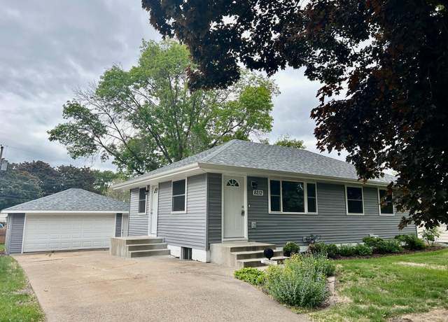 Property at 8212 15th Ave S, Bloomington, MN 55425, 4 beds, 3 baths