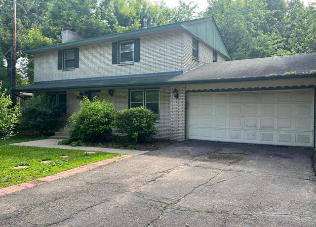 Property at 1583 28th Ave NW, New Brighton, MN 55112, 4 beds, 3 baths