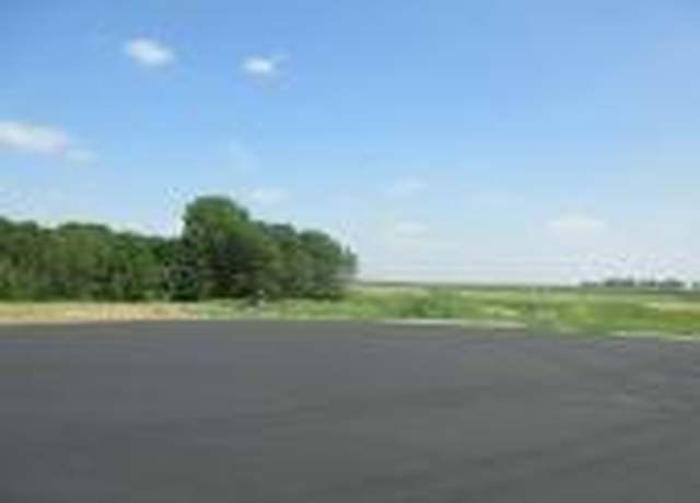 Property at 1802 20th Avenue Cir NE, Kasson, MN 55944