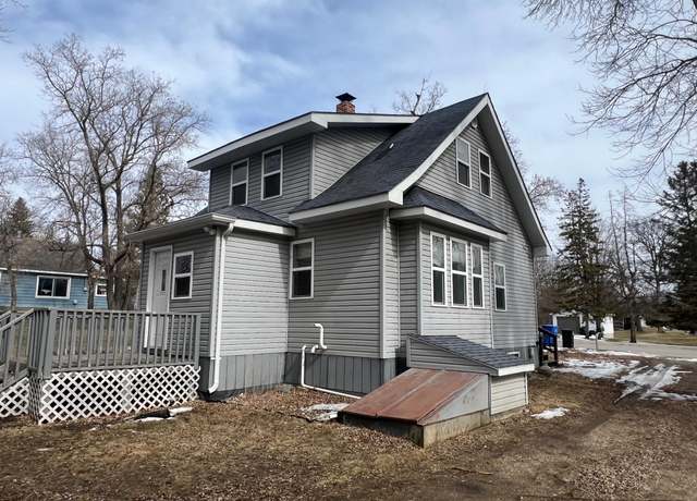 Property at 1126 Linden Ln, Detroit Lakes, MN 56501, 2 beds, 2 baths