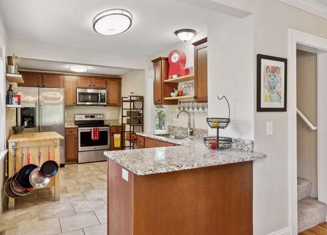 Property at 4034 Nokomis Ave, Minneapolis, MN 55406, 3 beds, 1 bath