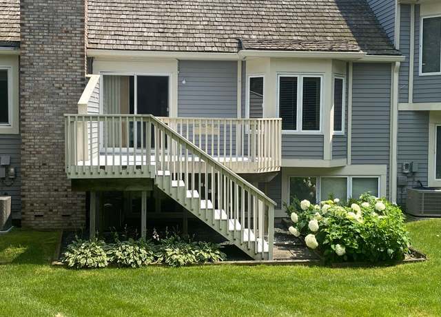 Property at 11120 Hyland Ter, Eden Prairie, MN 55344, 2 beds, 2 baths