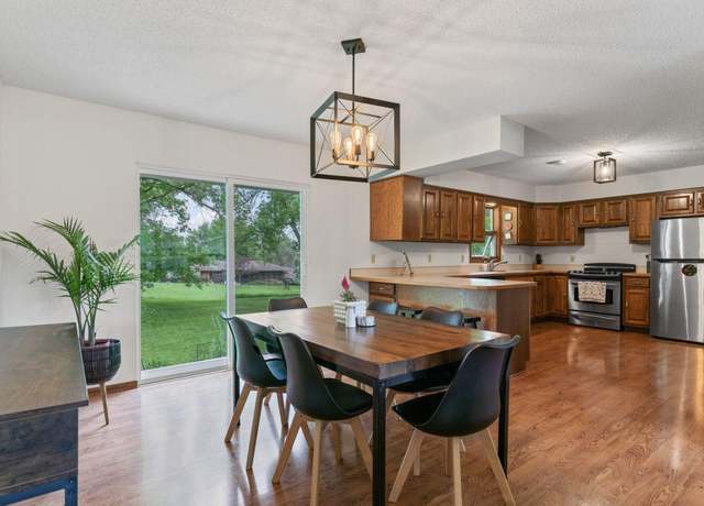 Property at 1719 Buckingham Path, Faribault, MN 55021, 3 beds, 3 baths
