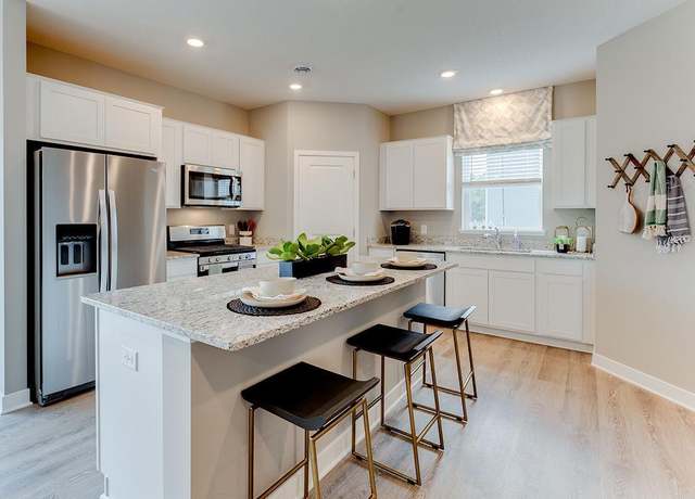 Property at 1019 Shoreview Dr, Jordan, MN 55352, 4 beds, 3 baths