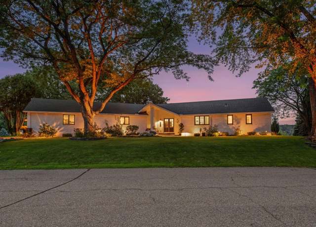 Property at 3550 Island View Cir NW, Prior Lake, MN 55372, 4 beds, 4 baths