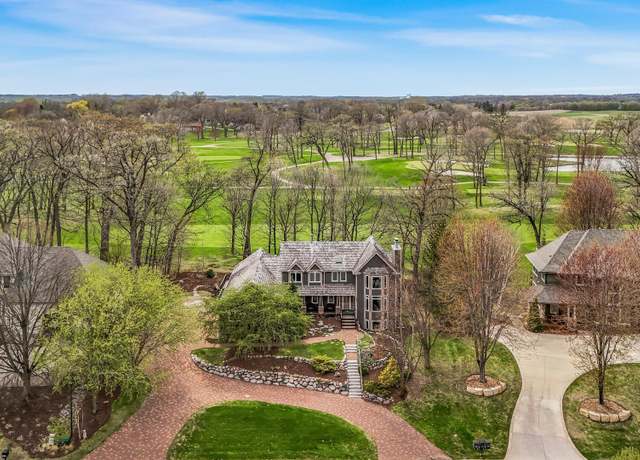 Property at 2890 Autumn Woods Dr, Chaska, MN 55318, 5 beds, 5 baths