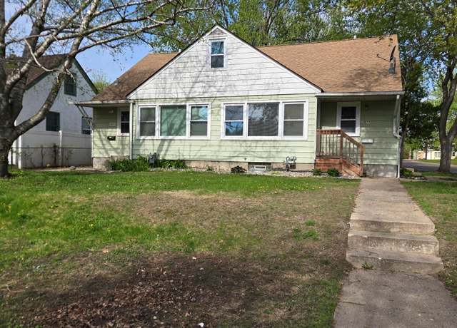 Property at 2671 Meridian Dr, Robbinsdale, MN 55422, 6 beds, 2 baths