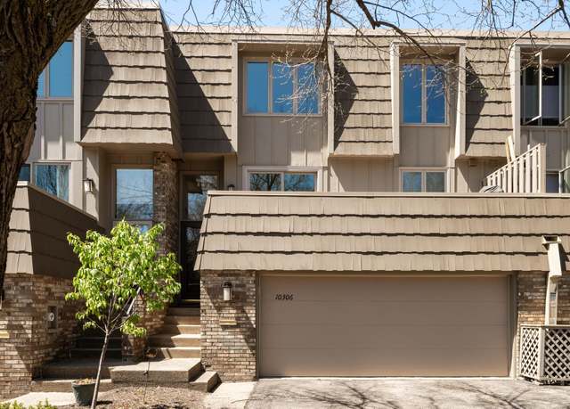 Property at 10306 Berkshire Rd, Bloomington, MN 55437, 3 beds, 3 baths