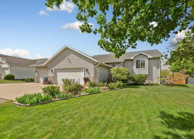 Property at 1320 18th St SE, Owatonna, MN 55060, 4 beds, 2 baths