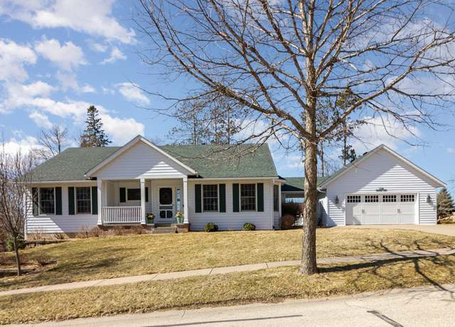 Property at 2546 Chickadee Ct, Red Wing, MN 55066, 5 beds, 3 baths