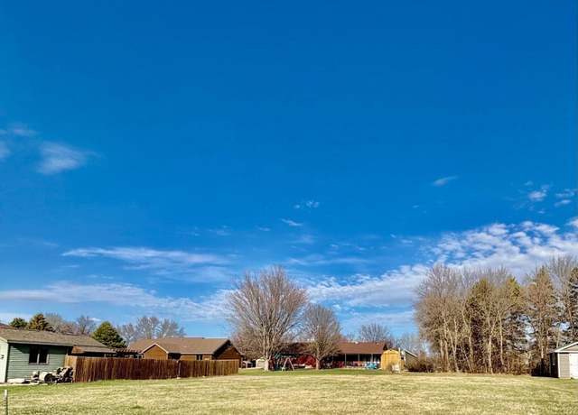Property at 913 9th Ave SW, Pipestone, MN 56164