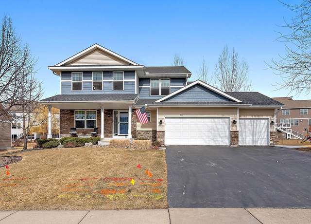 Property at 9687 212th St W, Lakeville, MN 55044, 4 beds, 4 baths