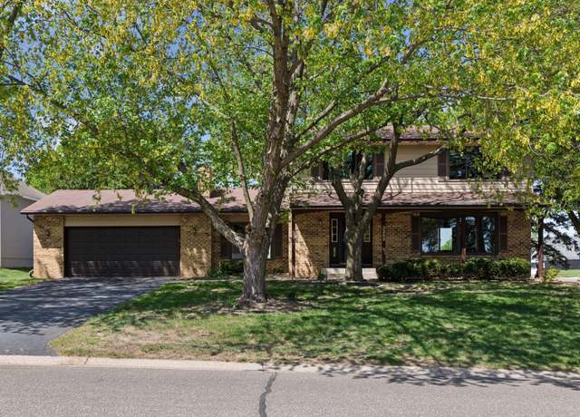 Property at 3262 Churchill Dr, Woodbury, MN 55125, 3 beds, 3 baths