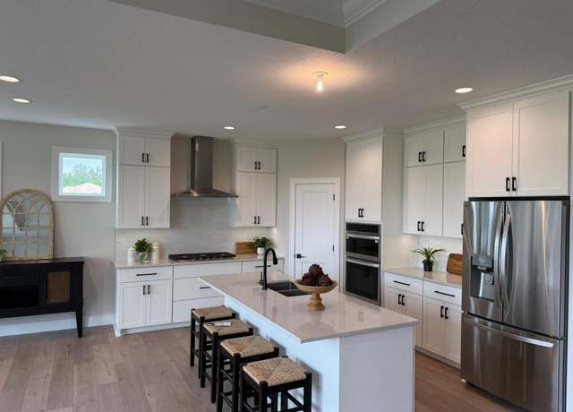 Property at 7695 Ochoa Ave NE, Otsego, MN 55330, 4 beds, 3 baths