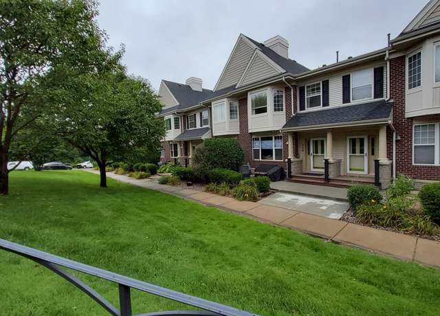 Property at 754 Wisconsin Ave N, Golden Valley, MN 55427, 2 beds, 2 baths
