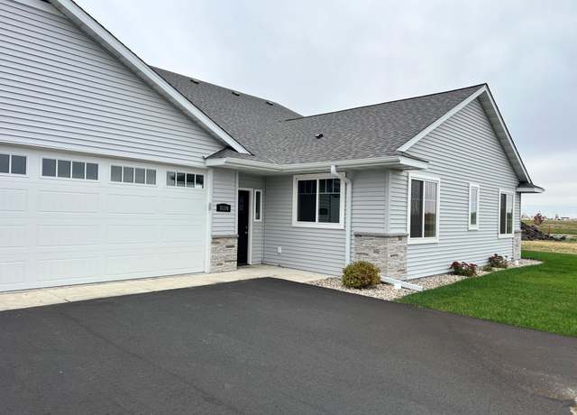 Property at 3116 Bassett Dr, Mankato, MN 56001, 3 beds, 2 baths