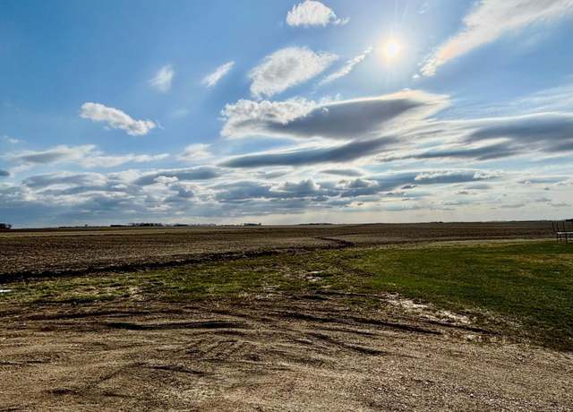 Property at 1102 9th Ave SW, Pipestone, MN 56164