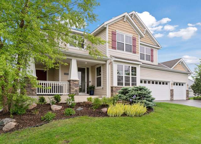 Property at 11200 Walnut Ln, Woodbury, MN 55129, 5 beds, 4 baths