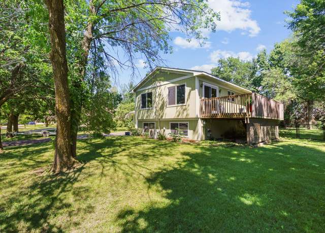 Property at 8972 Trista Ln, Saint Bonifacius, MN 55375, 4 beds, 2 baths