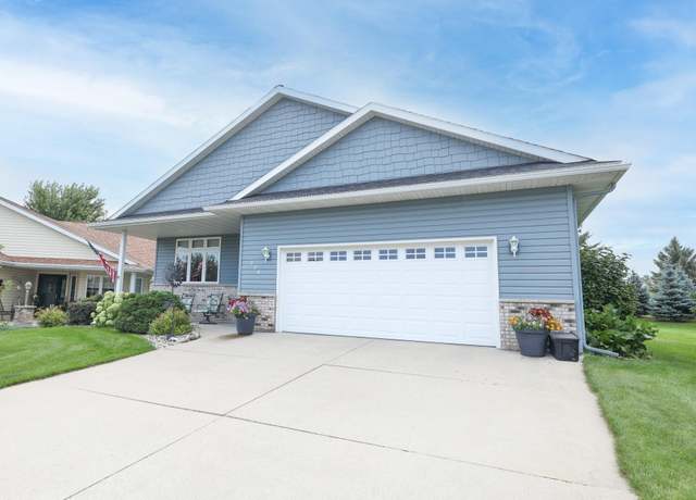 Property at 224 Ashley Ct, Alexandria, MN 56308, 3 beds, 3 baths