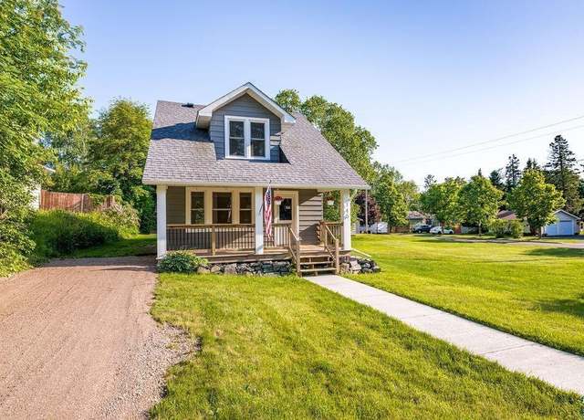 Property at 140 W Mankato St, Duluth, MN 55803, 3 beds, 2 baths