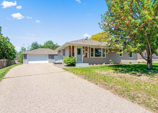 Property at 8200 Abbott Ave S, Bloomington, MN 55431, 4 beds, 2 baths