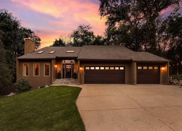 Property at 7411 W 114th St, Bloomington, MN 55438, 4 beds, 4 baths