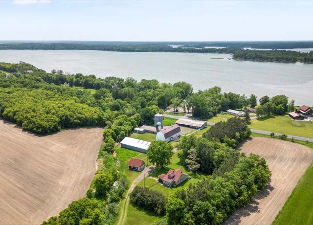 Property at 52275 Rush Lake Trl, Rush City, MN 55069, 4 beds, 3 baths