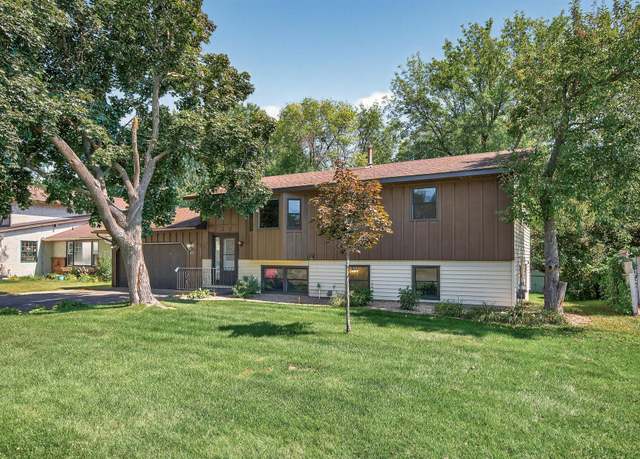 Property at 1224 8th Ln, Anoka, MN 55303, 4 beds, 2 baths