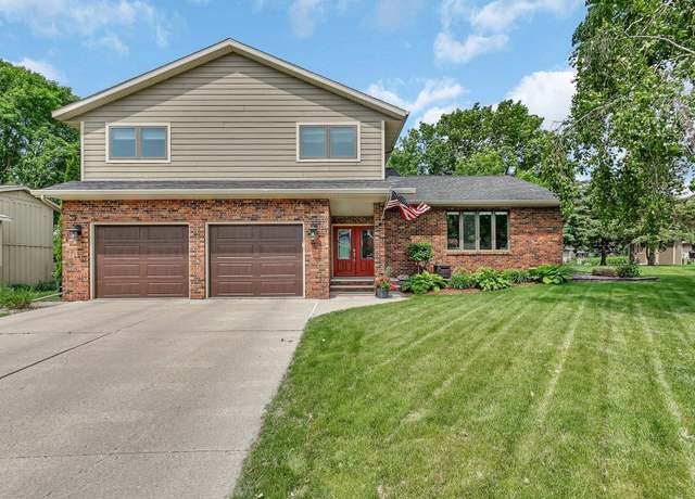 Property at 1450 Hansen Dr SW, Willmar, MN 56201, 3 beds, 4 baths
