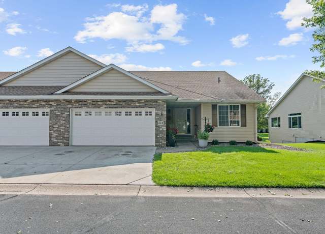 Property at 554 Marmik Cir, Hastings, MN 55033, 4 beds, 3 baths