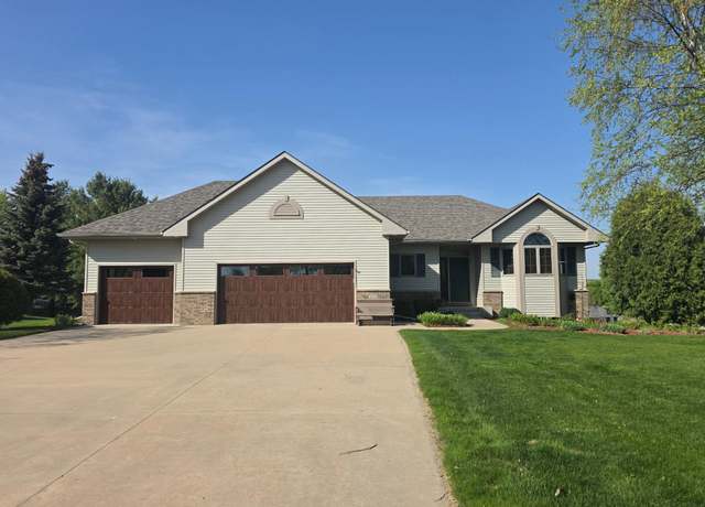 Property at 1073 Harvest Way, Lake City, MN 55041, 4 beds, 3 baths
