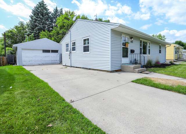 Property at 1215 12th St N, Moorhead, MN 56560, 3 beds, 2 baths