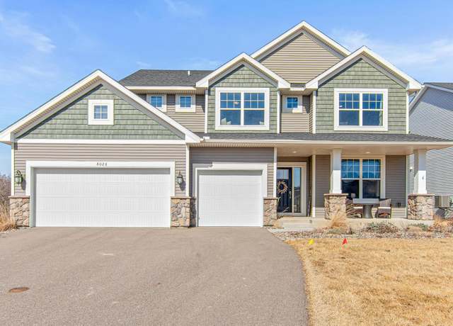 Property at 8026 60th St S, Cottage Grove, MN 55016, 5 beds, 4 baths