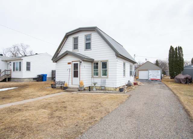 Property at 207 2nd St NE, Dilworth, MN 56529, 3 beds, 1 bath